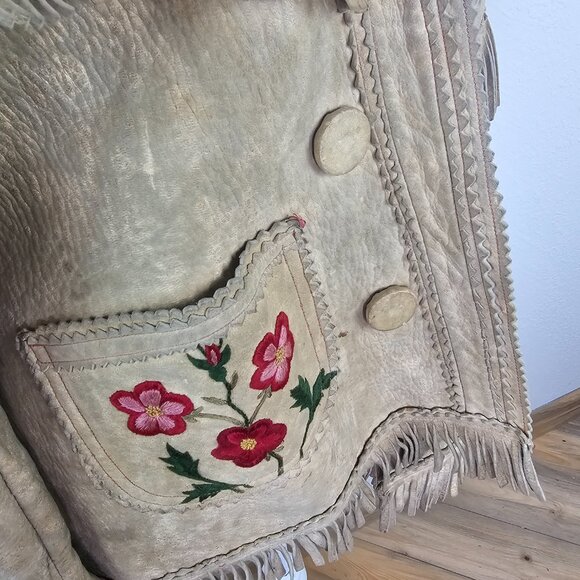 Vintage 70's Handcrafted Embroidered & Beaded Deerskin Jacket - Picture 6 of 16